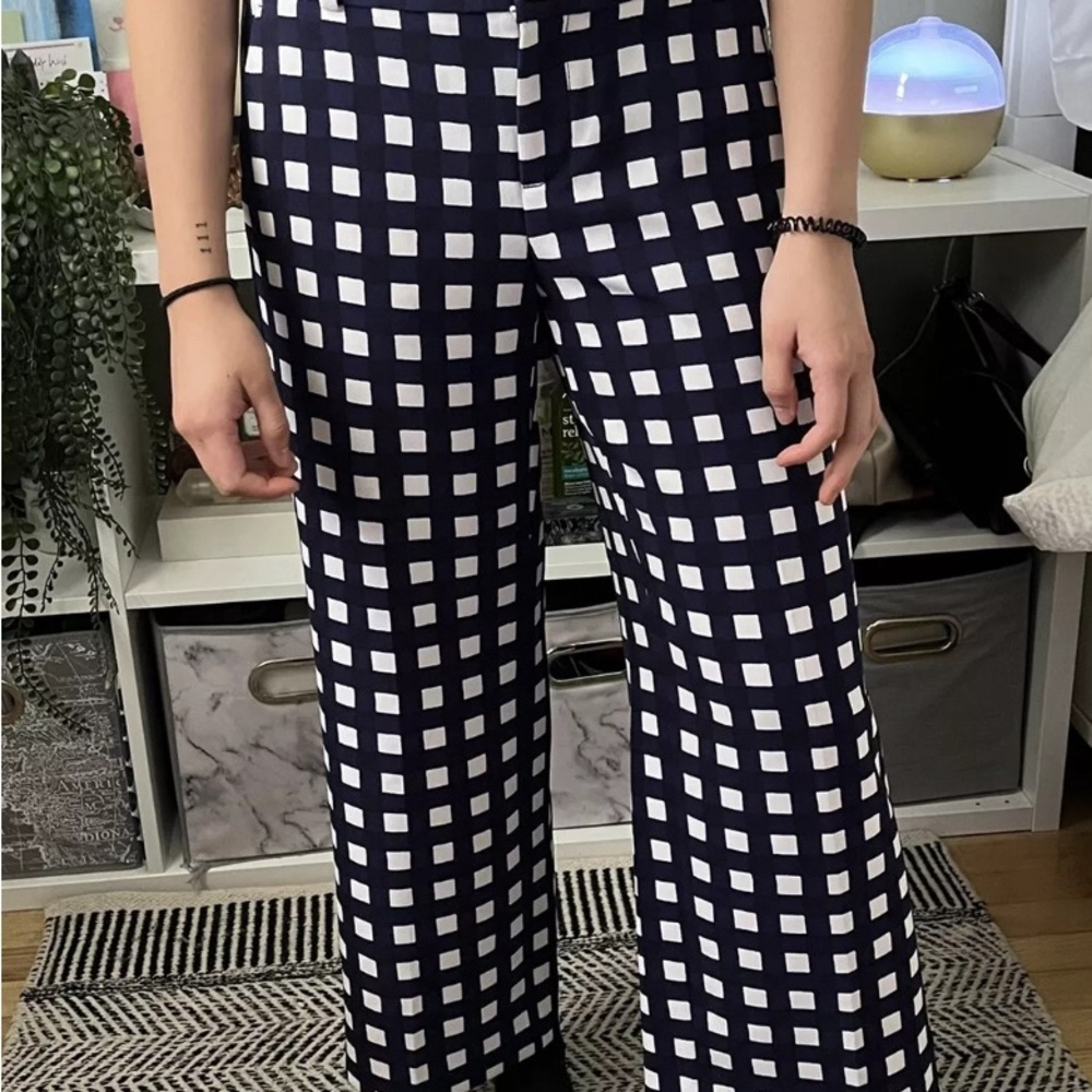 Banana Republic women’s mid rise Navy Blue/white checkered ankle length size 14